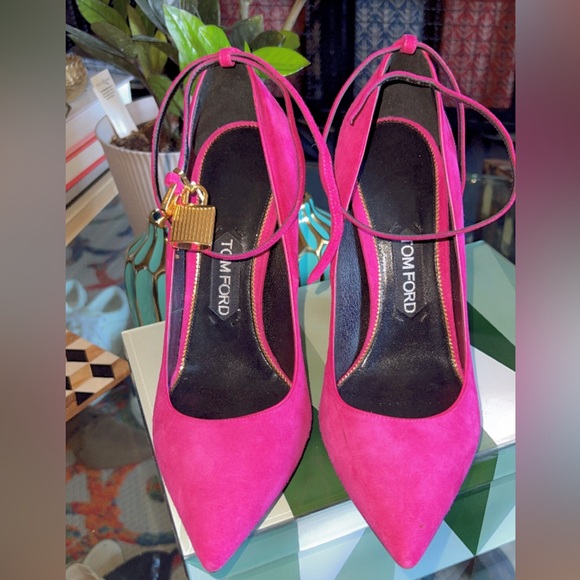 Authentic Tom Ford Pumps - Picture 2 of 10
